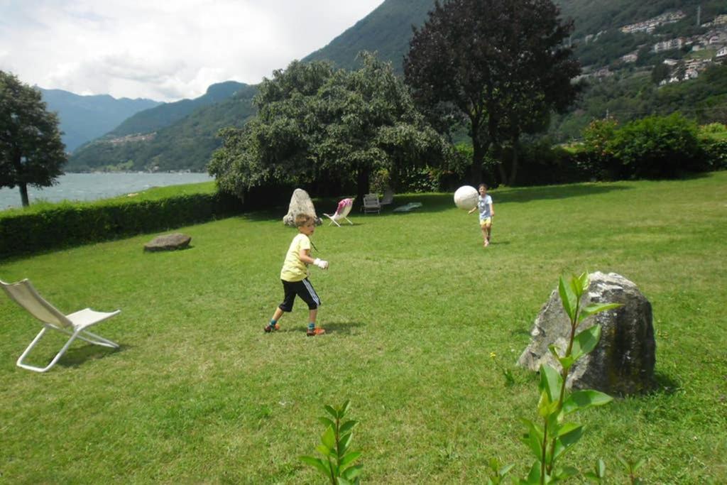 Favoloso Appartamento Fronte Lago, Gera Lario Eksteriør billede